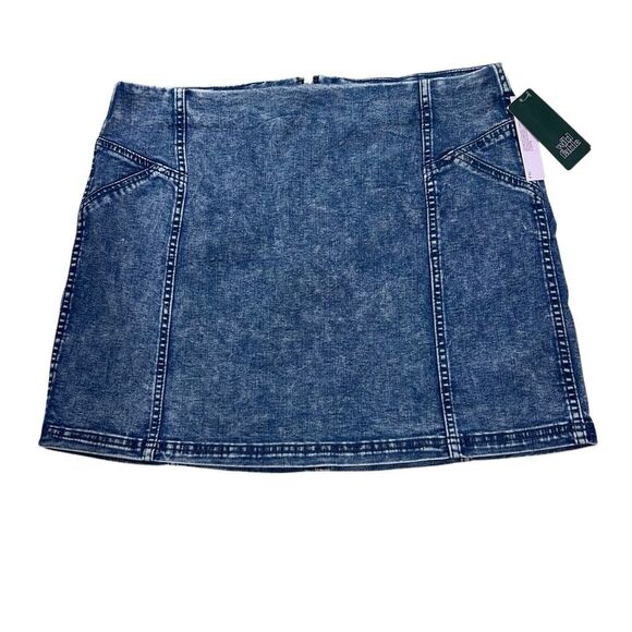 NWT Wild Fable Mini Denim Skirt Women's Size 16 Acid Washed Blue Stretch - Picture 5 of 8